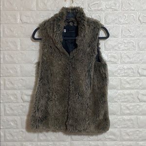 Anno 1995 ONLY fur vest